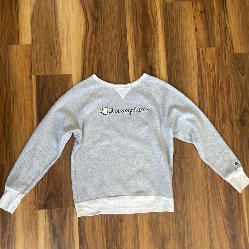 Champion Sweatshirt Size Medium